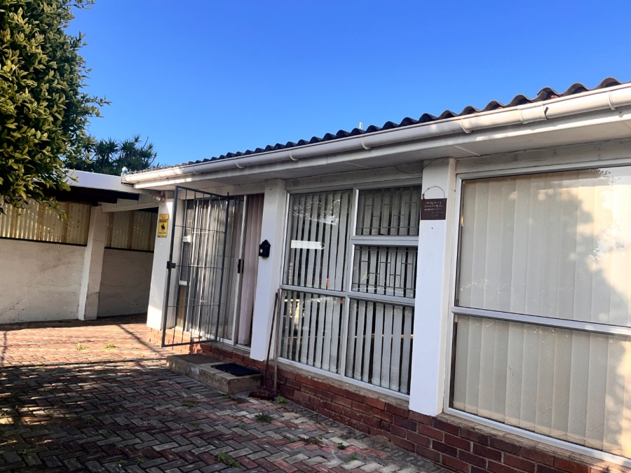 3 Bedroom Property for Sale in Aston Bay Eastern Cape